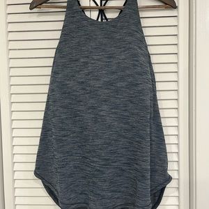 Lululemon Tank top with built in bra size 10